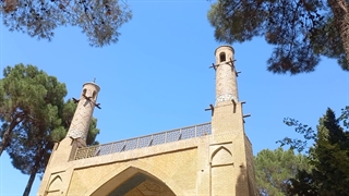 جنباندن منار جنبان!