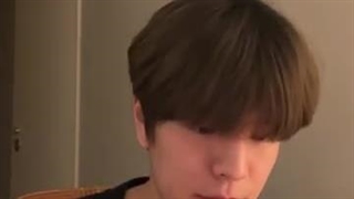 لایو سونگمین ( STRAY KIDS) در تاریخ 2023.9.8 همراه زیرنویس فارسی آنلاین♡♡ کپ.