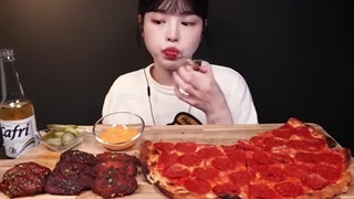 SUB)고든램지 페퍼로니 피자 먹방!