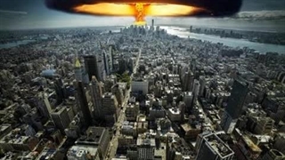 14020814: نیاز ایران به بمب اتم برای بازی بزرگ