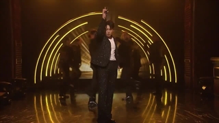 اجرای جونگکوک (BTS) در The Tonight Show♡♡ ( آهنگ standing next to you).