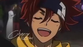 من اونی خواهم بود که تو بهش تکیه میکنی؛)،شانه ای برای گریه کردن،...