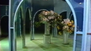 'خداحافظ' بانو هایده در مایه دشتی شعر و آهنگ جهانبخش پازوکی