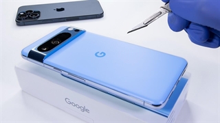 پیکسل 8 پرو مقابل آیفون 15 پرو مکس | Google Pixel 8 Pro vs iPhone 15 Pro Max