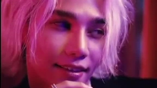 جففففف؟ بمولا واگعی نیست این بشر