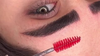 ابروهای متناسب صورت با میکروپیگمنتیشن ابرو