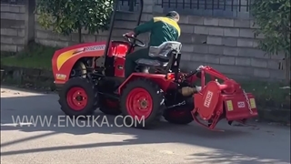 مینی تراکتور مزرعه