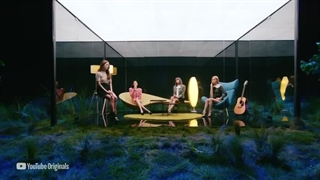 اجرای آهنگSTAYدر برنامهDear earth