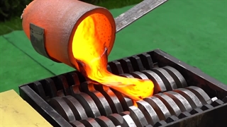 کدوم برنده است؟ لاوا یا غول خردکن صنعتی