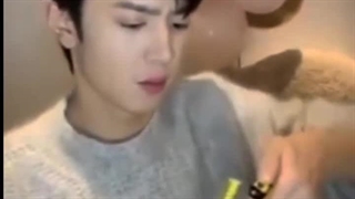 چیزی نیست فش فش بود نه نارنجک ⁦┗(•ˇ_ˇ•)―→⁩