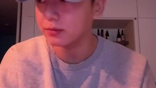 لایو جونگکوک ( BTS) در ویورس همراه زیرنویس فارسی آنلاین♡♡ در تاریخ 2023.12.11. کپ