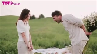 چه گل هایی برای سالگرد ازدواج انتخاب کنیم؟  What flowers should we choose for wedding anniversary?