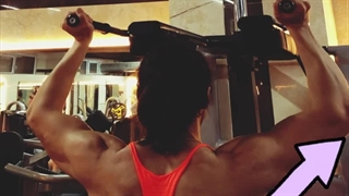 #هادی اکبری#مربی بدنسازی نچرال#پرس سرشانه دستگاه#بادیبیلدینگ#رژیم لاغری سریع#برنامه تمرینی