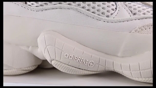 بررسی کتونی آدیداس یزی 500