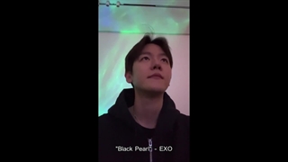 تماشای لایو اینستاگرام بکهیون به مناسبت کریسمس با زیرنویس فارسی چسبیده