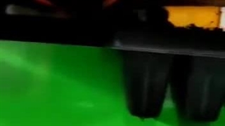 آموزش کاشت بذر در سینی نشا