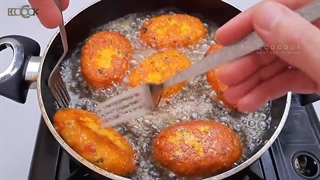 این کوکوی مرغ زعفرونی بینهایت ترد و خوشمزس!