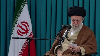 دیدار تولیدکنندگان و فعالان اقتصادی با رهبر معظم انقلاب ۱۴۰۲/۱۱/۱۰