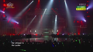 شاینی در مراسم music bank در برزیل