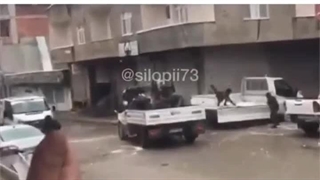 استراتژی جنگی جدید در برف بازی! =)