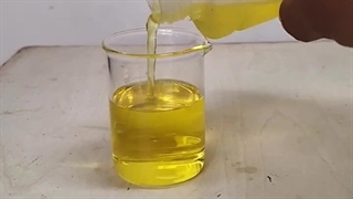 واکنش جالب اسید کلریدریک و تیغ !!