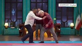 آموزش فنون کشتی توسط احمد مجدزاده در تلویزیون