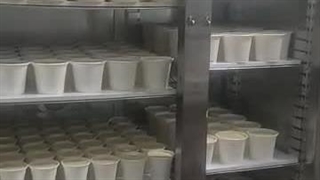 نمونه عمل آوردن ماست با گرمخانه ماست نوبل (آریا استیل نوین)